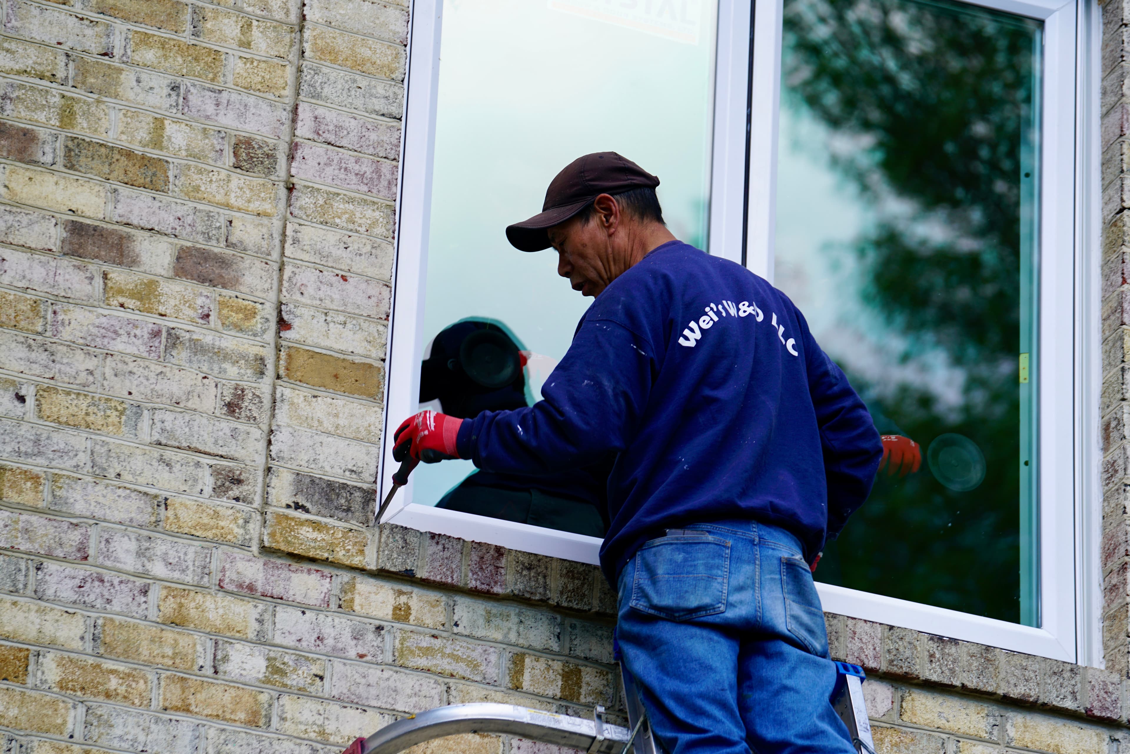 Wei's Windows & Doors hero